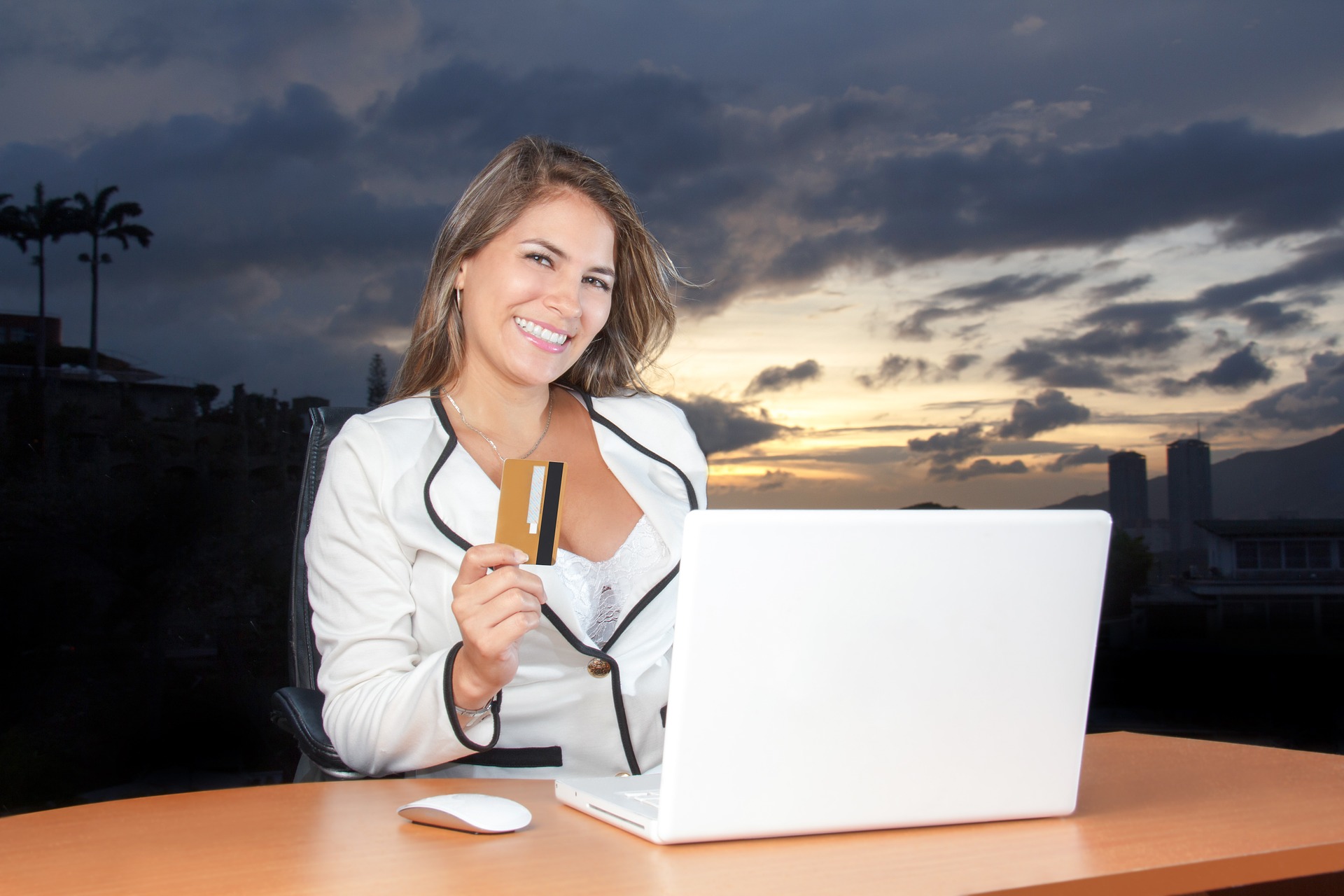 Attractive business2